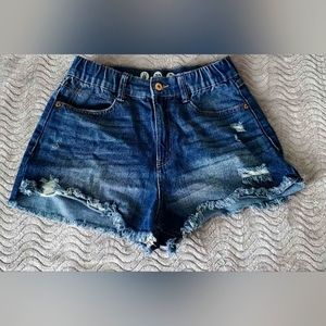 Denim shorts from Rewash